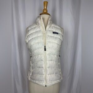 New Patagonia Women's Cream Down Vest XS